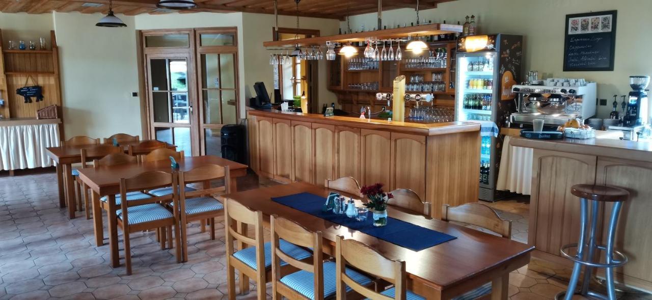 Hotel Zlaty Potok Nicov  المظهر الخارجي الصورة