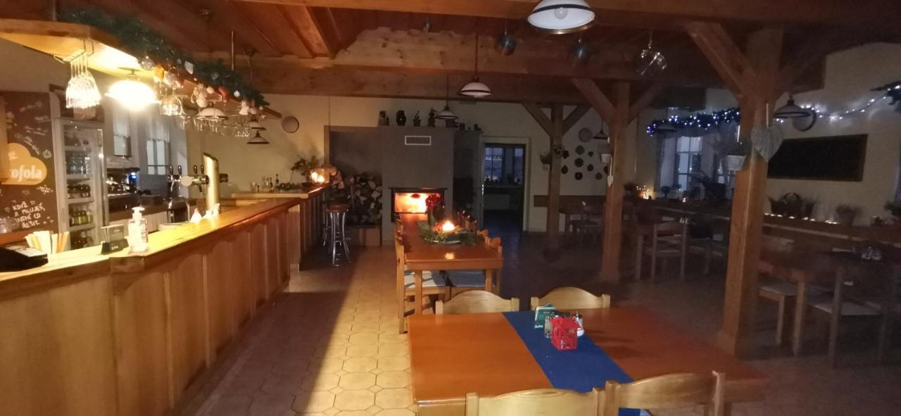 Hotel Zlaty Potok Nicov  المظهر الخارجي الصورة